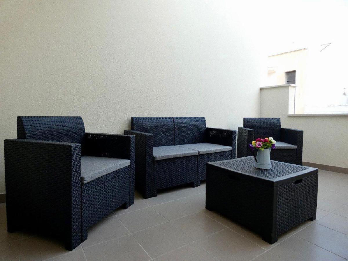 B&B La Piazzetta Fragagnano Экстерьер фото